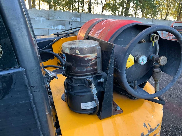 2021 jcb 30g2wd log teletruck - afbeelding 18 van  44