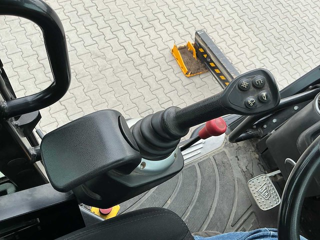 2021 jcb 555p-210r roterende verreiker met uitrusting - afbeelding 48 van  87