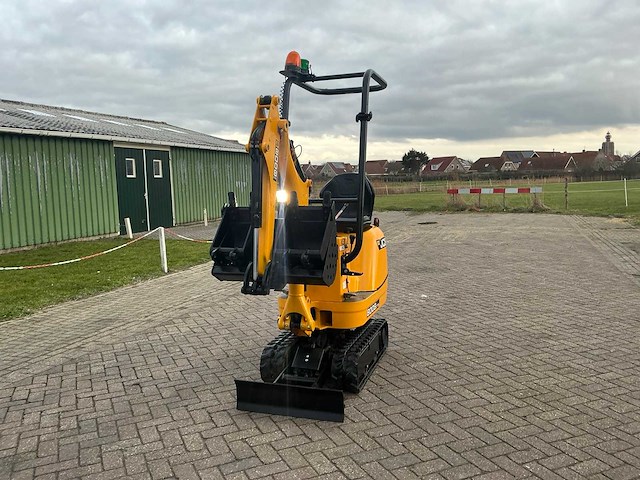 2021 jcb 8008 cts minigraafmachine - afbeelding 16 van  22