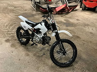 2021 jinhua motorfiets - afbeelding 1 van  15