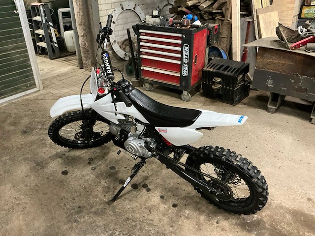 2021 jinhua motorfiets - afbeelding 10 van  15