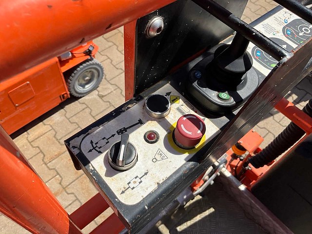 2021 jlg power towers nano sp personenlift - afbeelding 15 van  16