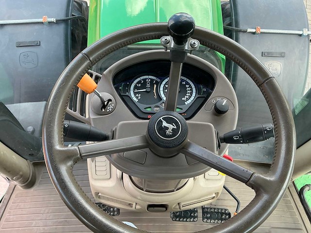 2021 john deere 6230r vierwielaangedreven landbouwtractor - afbeelding 16 van  43