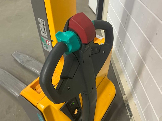 2021 jungheinrich emc 110 stapelaar - afbeelding 13 van  15