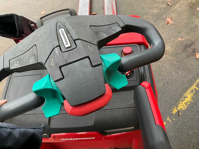 2021 jungheinrich ere120 elektrische palletwagen - afbeelding 13 van  17