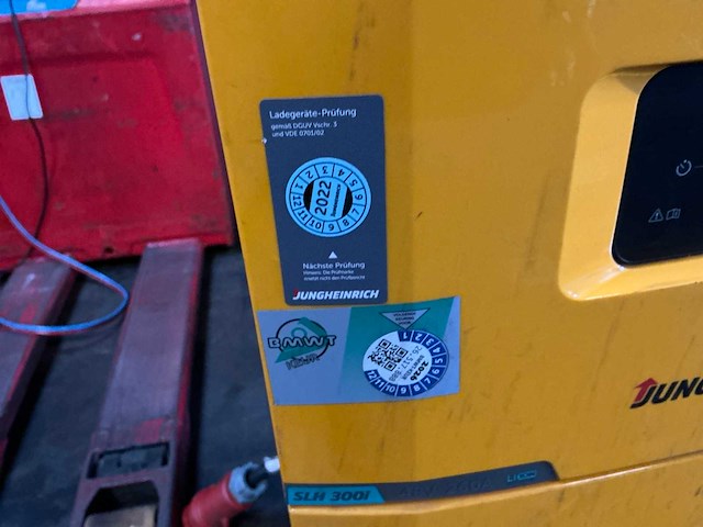 2021 jungheinrich slh300 d400v g48/260b acculader - afbeelding 8 van  9