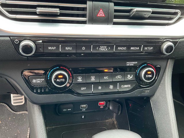 2021 kia niro 1.6 gdi phev dynamic line personenauto - afbeelding 13 van  20