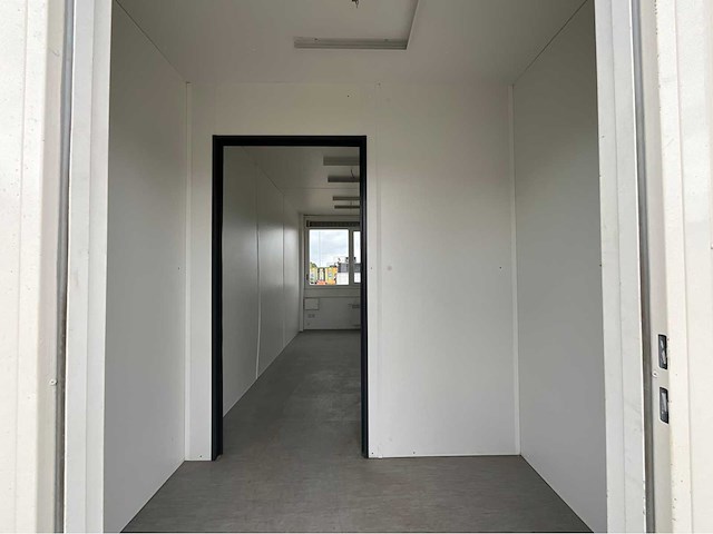 2021 kleusberg solid typ 254 kantoorunit - afbeelding 12 van  14
