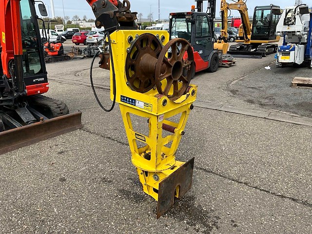 2021 kobus ks400 pipe puller - afbeelding 8 van  18