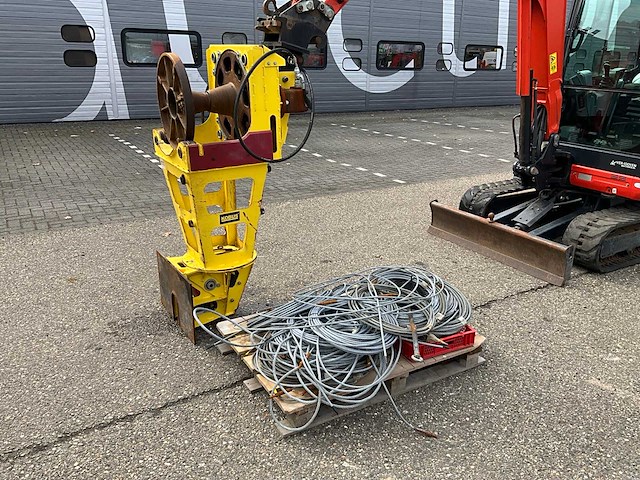 2021 kobus ks400 pipe puller - afbeelding 10 van  18