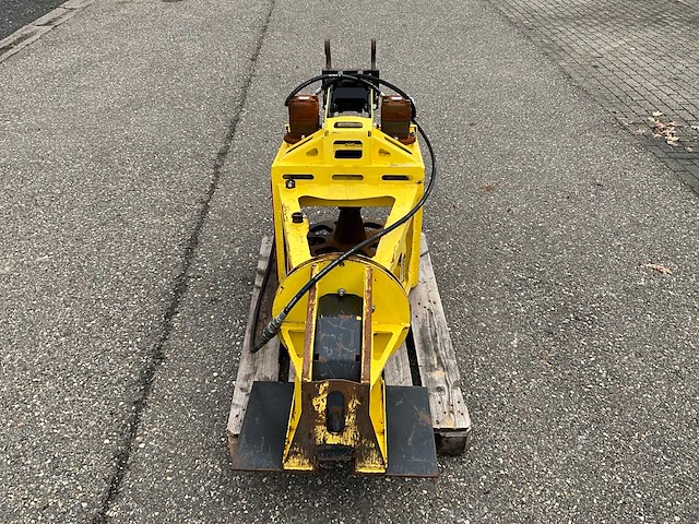 2021 kobus ks400 pipe puller - afbeelding 17 van  18