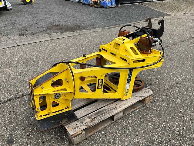 2021 kobus ks400 pipe puller - afbeelding 18 van  18