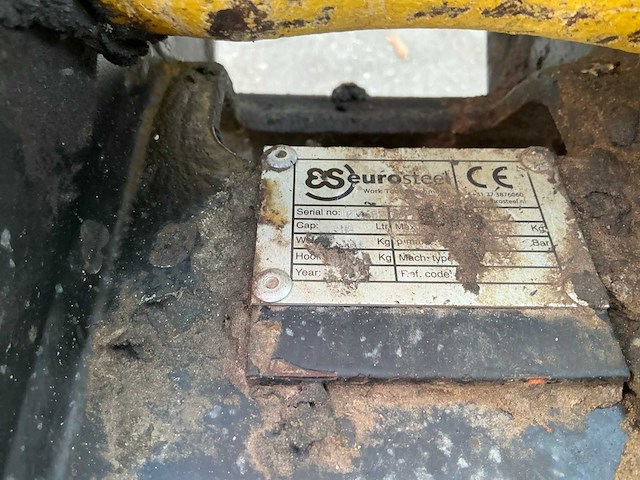 2021 komatsu pc26mr minigraafmachine - afbeelding 9 van  39