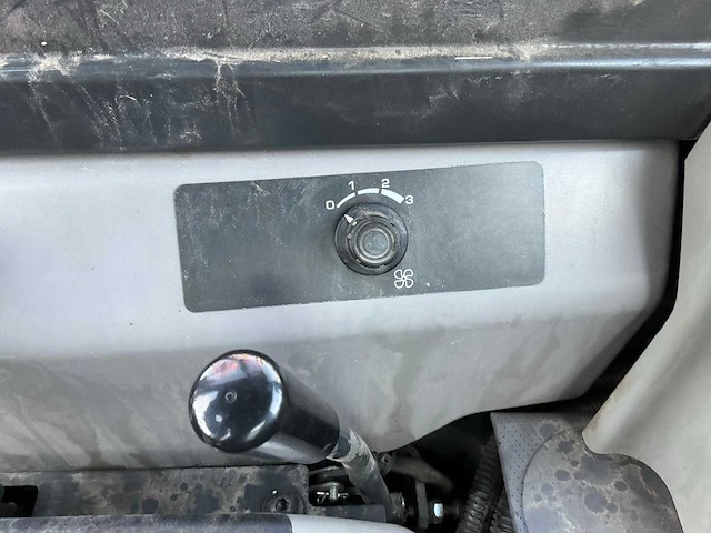 2021 komatsu pc26mr minigraafmachine - afbeelding 22 van  39