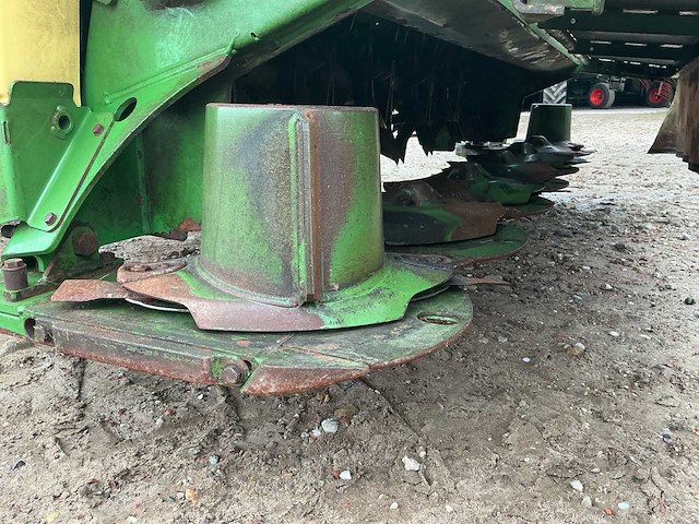 2021 krone easycut f 320 cv / easycut b 1000 cv triple maaier met maaidekken - afbeelding 20 van  53