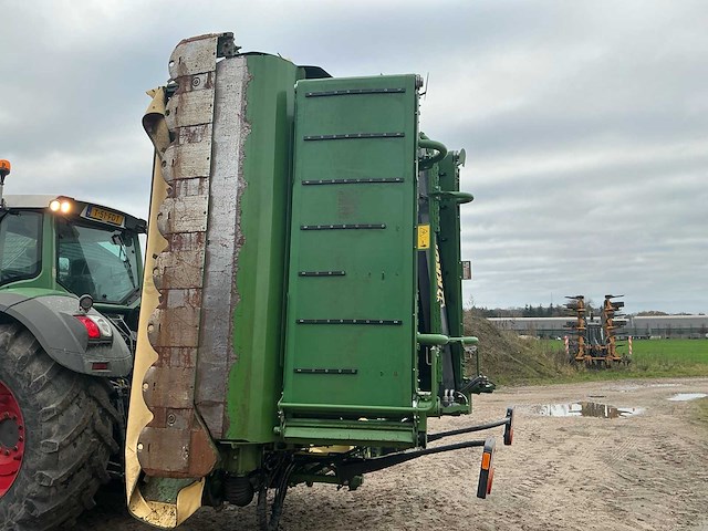 2021 krone easycut f 320 cv / easycut b 1000 cv triple maaier met maaidekken - afbeelding 31 van  53