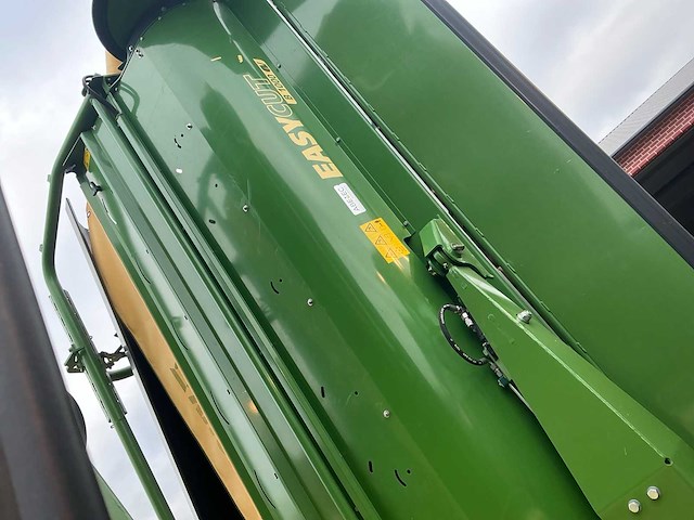 2021 krone easycut f 320 cv / easycut b 1000 cv triple maaier met maaidekken - afbeelding 42 van  53