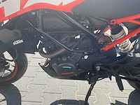 2021 ktm - 125 duke - motorcycle - afbeelding 11 van  17