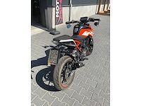2021 ktm - 125 duke - motorcycle - afbeelding 15 van  17