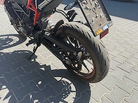 2021 ktm - 125 duke - motorcycle - afbeelding 13 van  17