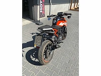 2021 ktm - 125 duke - motorcycle - afbeelding 15 van  17