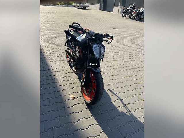 2021 ktm - 790 duke - motorcycle - afbeelding 12 van  13