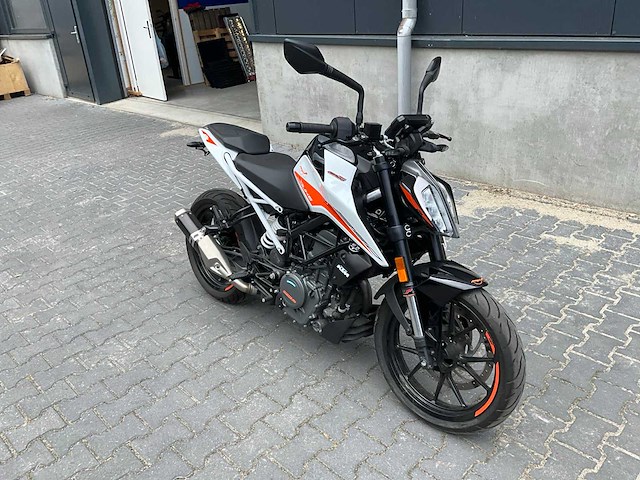 2021 ktm duke 390 motorfiets - afbeelding 7 van  14