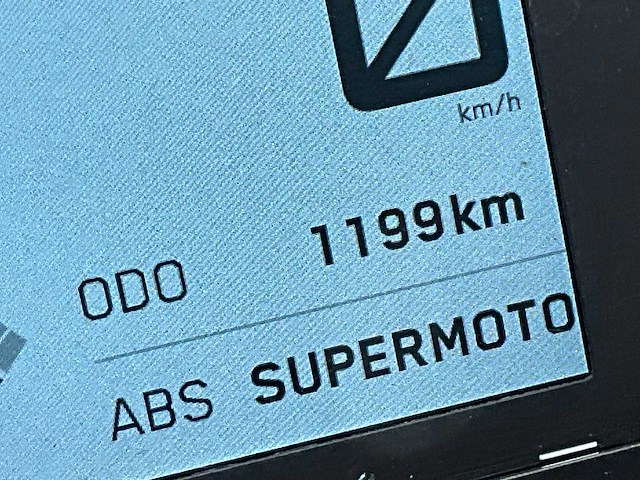 2021 ktm duke 390 motorfiets - afbeelding 10 van  14
