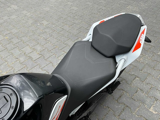 2021 ktm duke 390 motorfiets - afbeelding 14 van  14