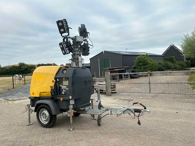 2021 kubota hilight h6+ bouwlamp - afbeelding 18 van  23