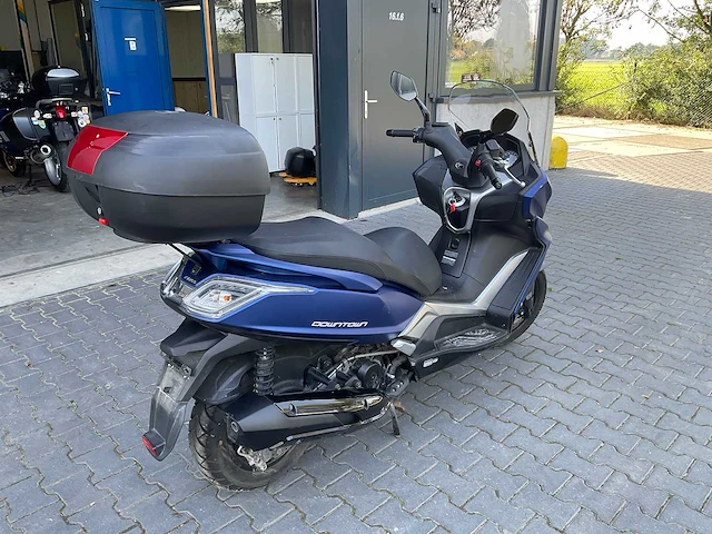 2021 kymco - downtown 350 - motorcycle - afbeelding 9 van  12