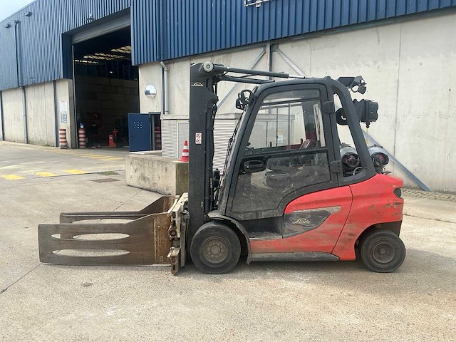 2021 linde h35t-01 heftruck met cascade balenklem - afbeelding 21 van  26