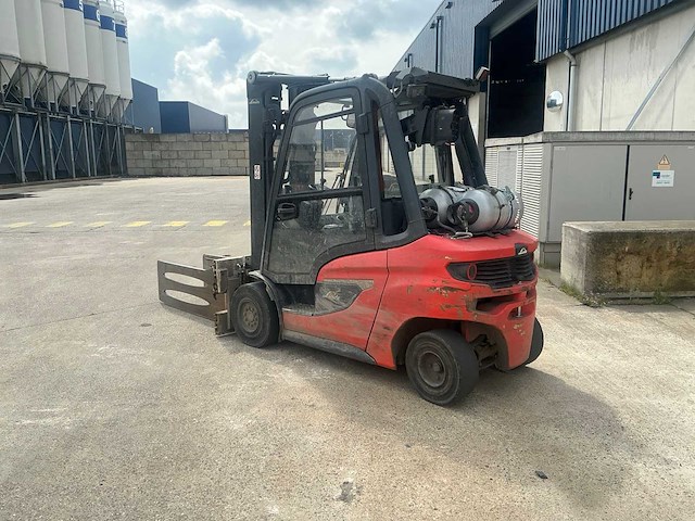 2021 linde h35t-01 heftruck met cascade balenklem - afbeelding 22 van  26
