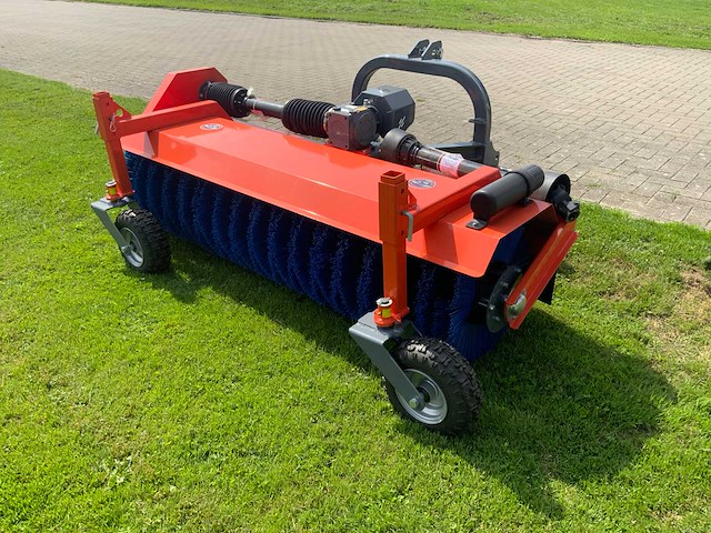 2021 loma sweeper swlt190 veegmachine - afbeelding 1 van  16