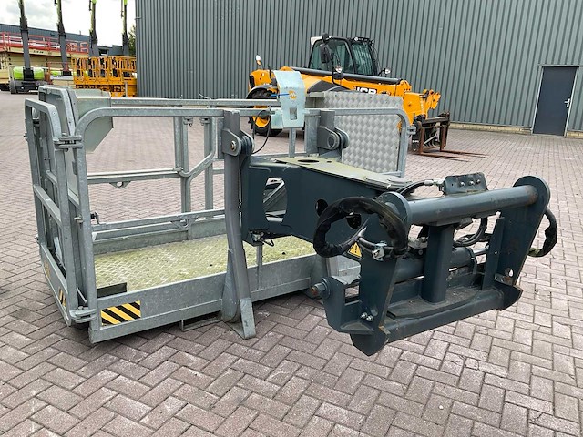 2021 magni rep 10.2-4.7u werkplatform - afbeelding 2 van  5