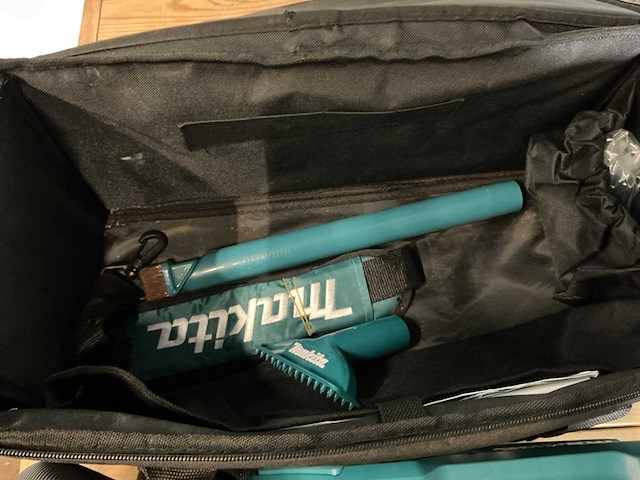 2021 makita cl121d accu stofzuiger - afbeelding 4 van  5