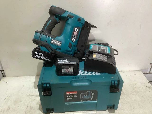 2021 makita dbn500 accutacker - afbeelding 2 van  3