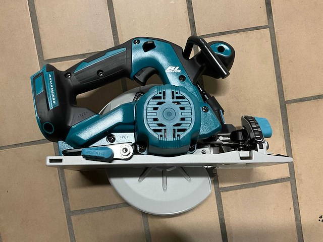 2021 makita dhs680 cirkelzaagmachine - afbeelding 4 van  5