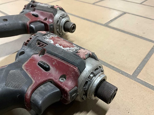 2021 makita dtd171 accu slagschroevendraaier (2x) - afbeelding 3 van  4