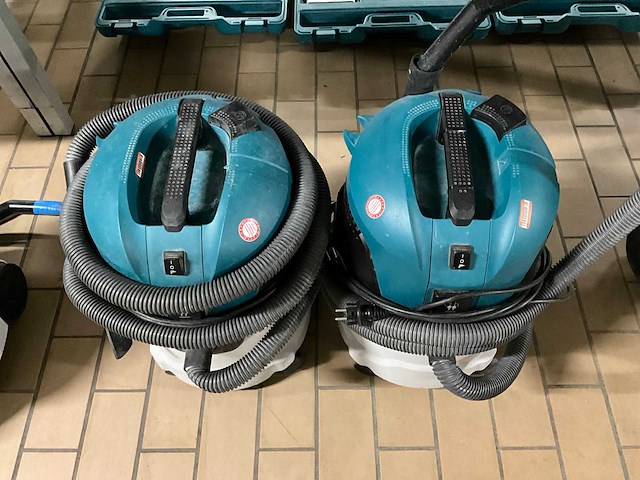 2021 makita vc2512l industriële stofzuiger (2x) - afbeelding 2 van  4