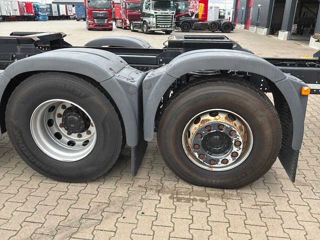 2021 man tgx26.470-bdf vrachtwagen met bdf-opbouw - afbeelding 6 van  37