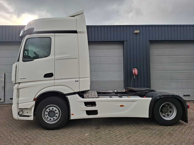 2021 mercedes-benz actros 1845 4x2 bigspace vrachtwagen - afbeelding 22 van  28