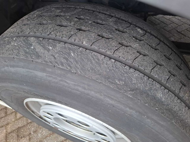 2021 mercedes-benz actros 1845 4x2 bigspace vrachtwagen - afbeelding 20 van  27