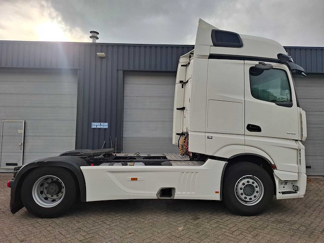 2021 mercedes-benz actros 1845 4x2 bigspace vrachtwagen - afbeelding 22 van  27