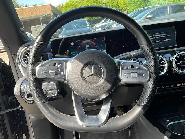 2021 mercedes-benz cla-klasse shooting brake 250e business solution amg limited personenauto - afbeelding 8 van  39