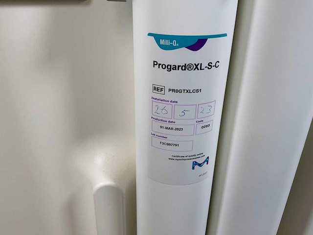 2021 milli-q hx 7080 laboratorium-grade waterzuiveringssysteem - afbeelding 5 van  13