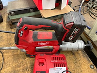 2021 milwaukee m18 gg vetspuit 18v - afbeelding 2 van  5