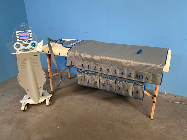 2021 neuro meditec ag divinia ultra systeem met mat - afbeelding 1 van  13