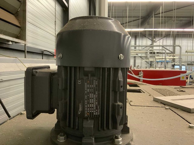 2021 normfinish dp14 straalcabine - afbeelding 10 van  19