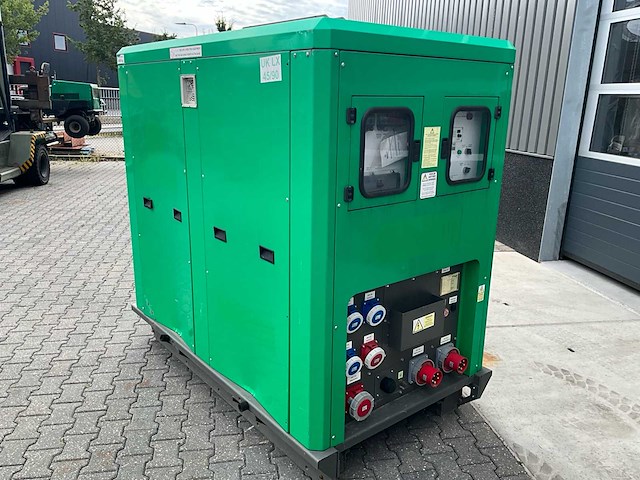 2021 offgrid energy ingenium lx 45/90 accupakket 45kva / 90kwh - afbeelding 1 van  16